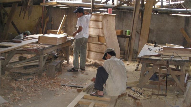 kim bong carpentry village