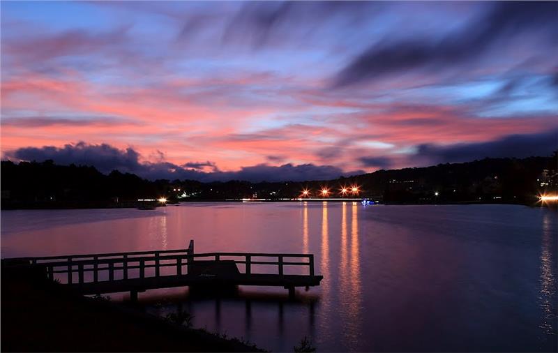 Sunset on Xuan Huong Lake