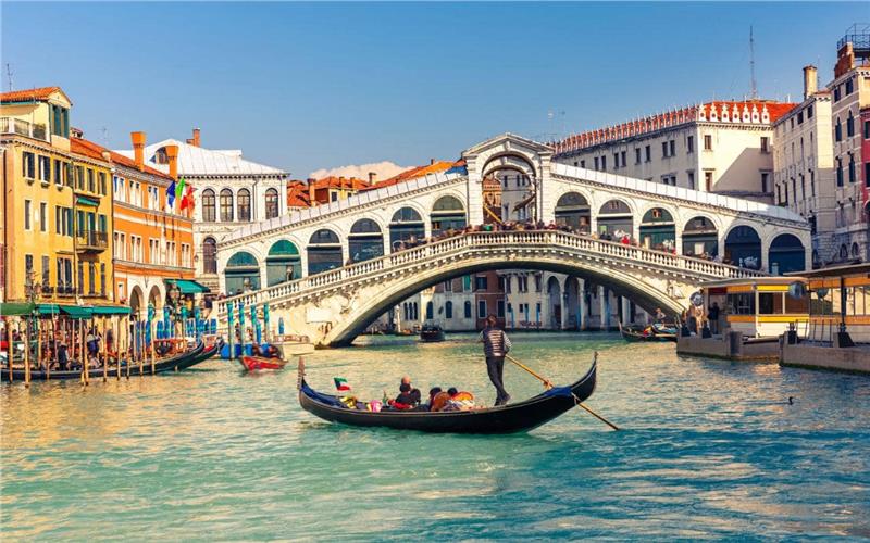 Cầu Rialto và chợ Rialto