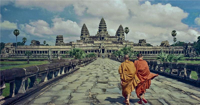 Ngôi đền Angkor Wat hùng vĩ