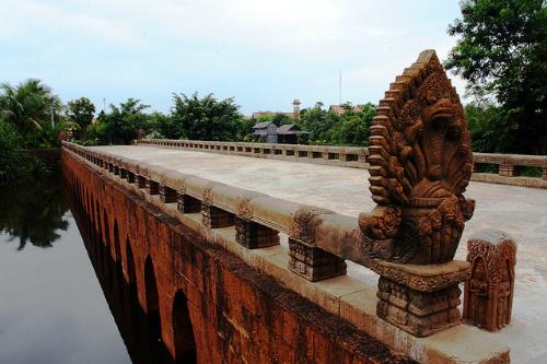 Cầu Rồng Kampong Kdei
