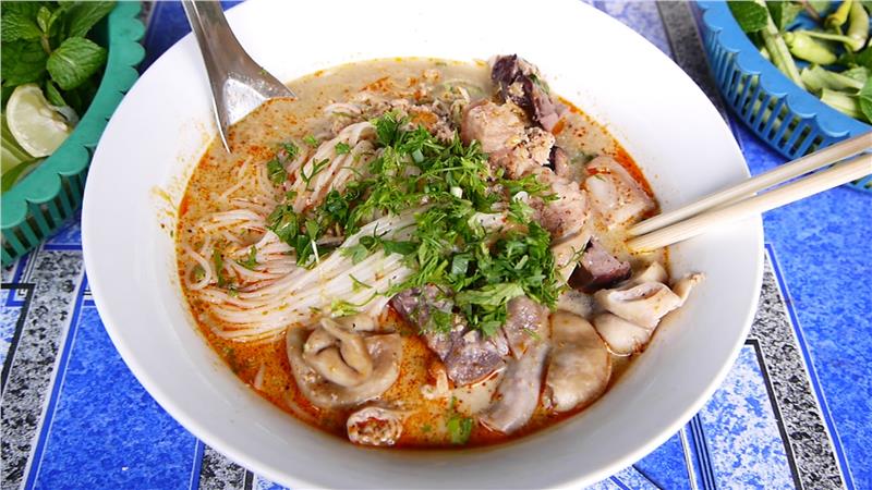Khao Poon