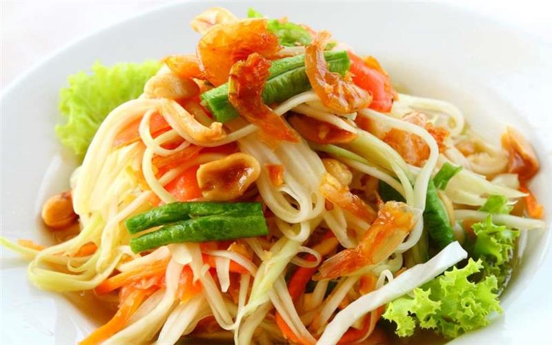Gỏi đu đủ (som tam)