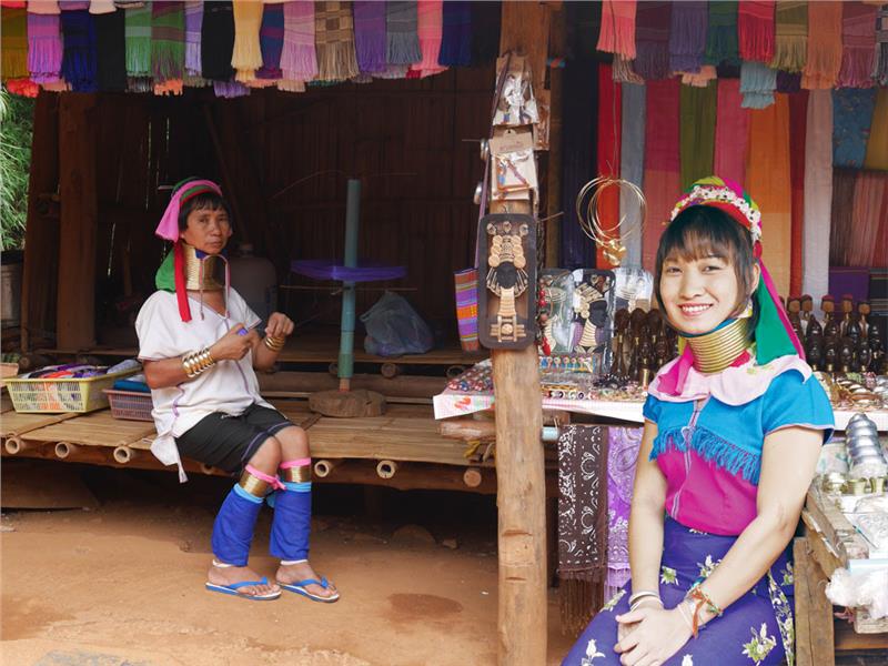 Dân tộc Cổ Dài Karen