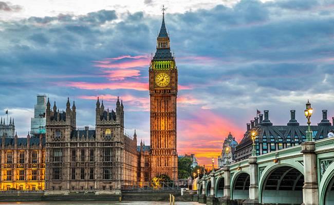 Tháp đồng hồ Big Ben