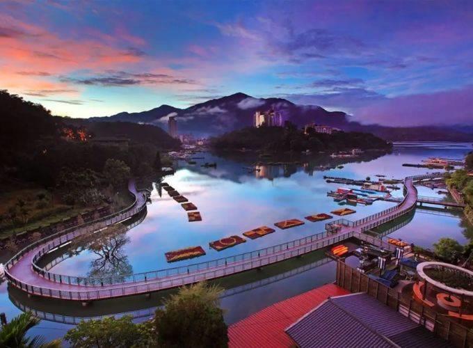 Vé máy bay đi Đài Trung giá rẻ Vé máy bay đi Đài Trung giá rẻ