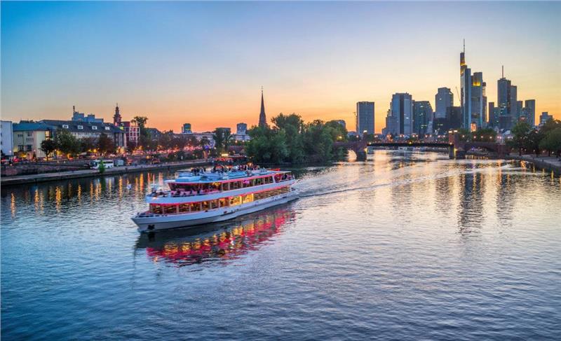 Vé máy bay đi Frankfurt giá rẻ Vé máy bay đi Frankfurt giá rẻ