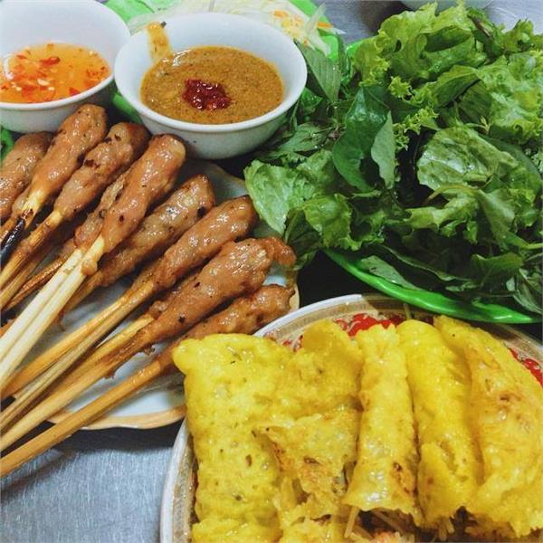 Bánh xèo - nem lụi