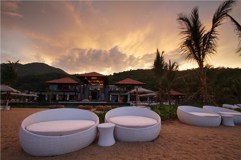 File Alotrip Com Photo Hue Resorts Banyan Tree Lang Co