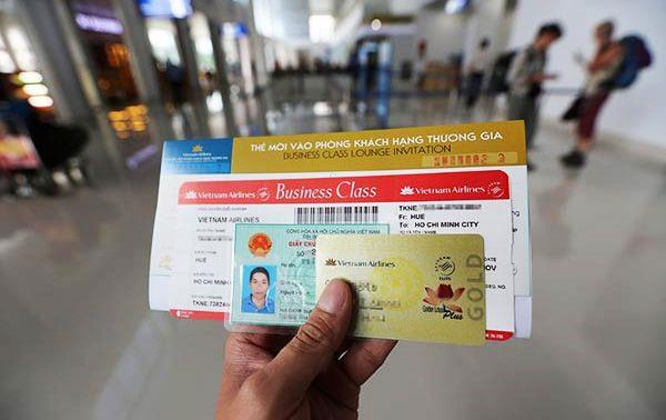 Đi máy bay mùa dịch cần giấy tờ gì, hành khách đã biết chưa?